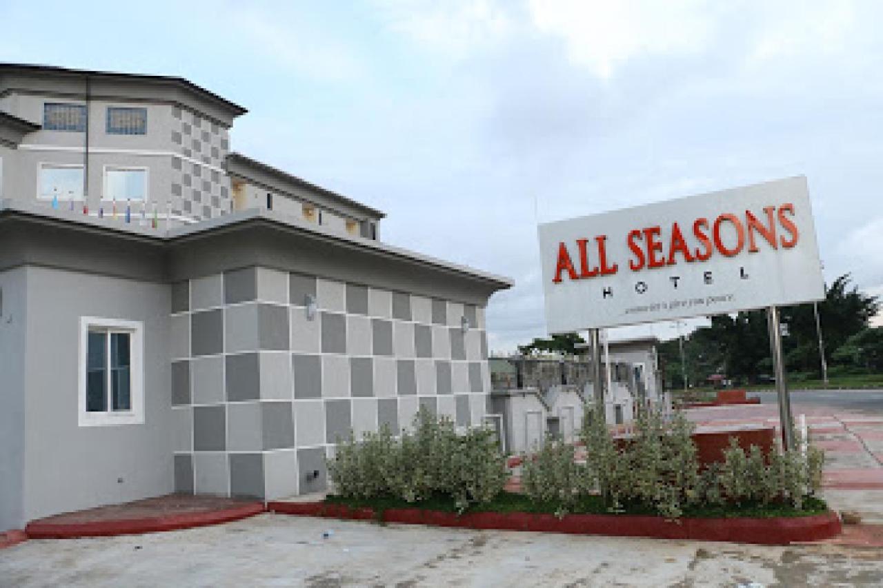 Room In Lodge - All Seasons Hotel-Owerri Buitenkant foto